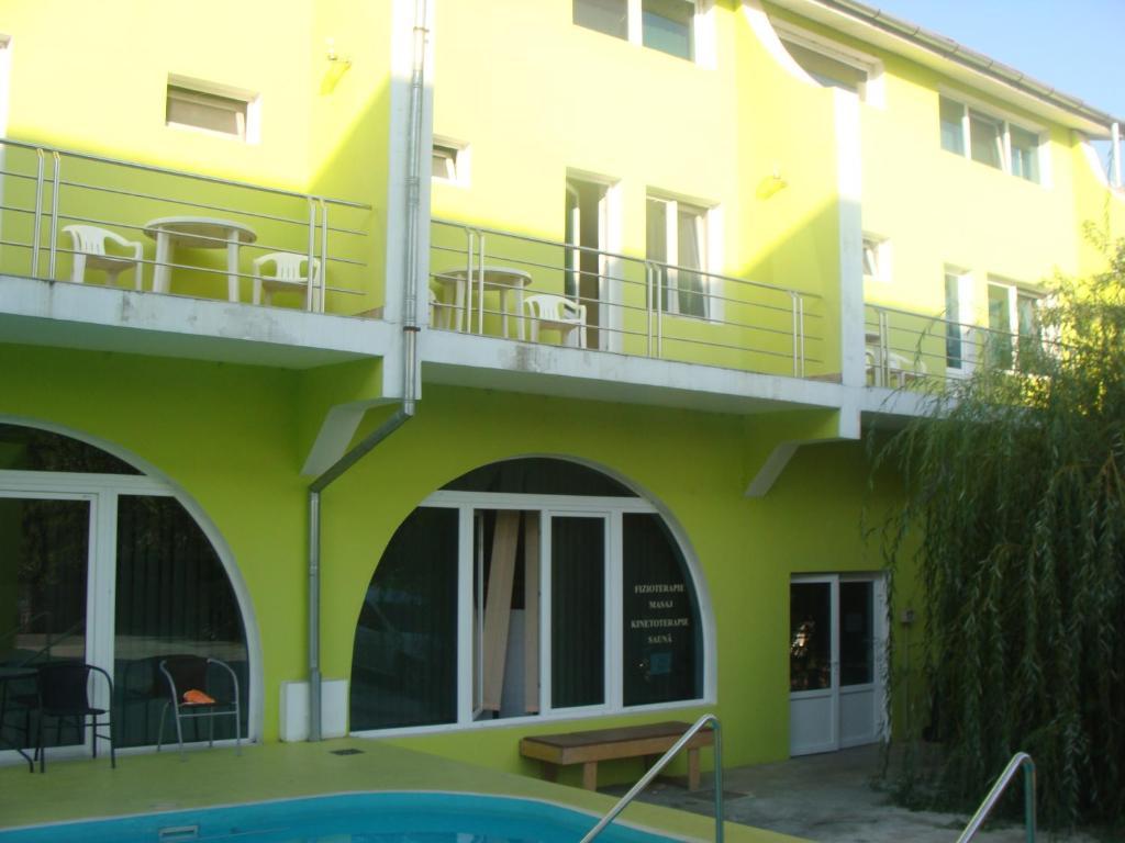 Pension Eclipse Oradea Exterior photo